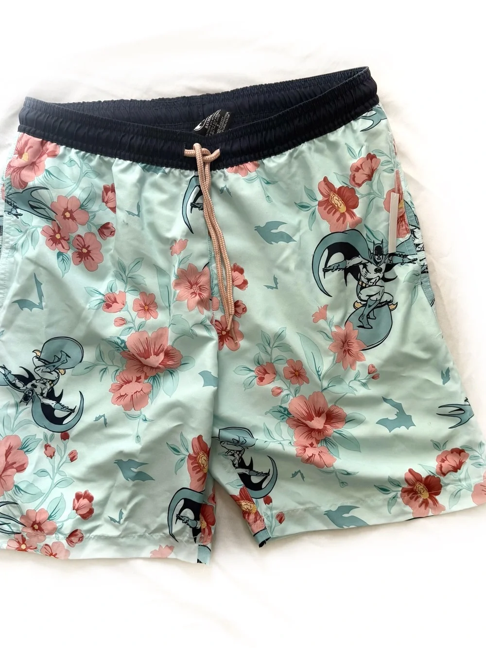 NWT Batman Hawaiian Blue Men’s Swim Shorts Drawstring Waist Rash Guard Pockets